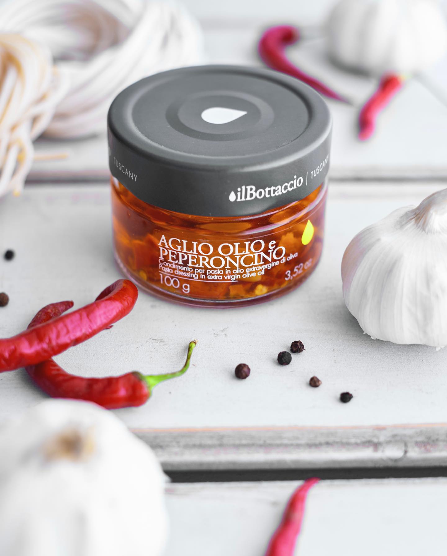 AGLIO OLIO E PEPERONCINO