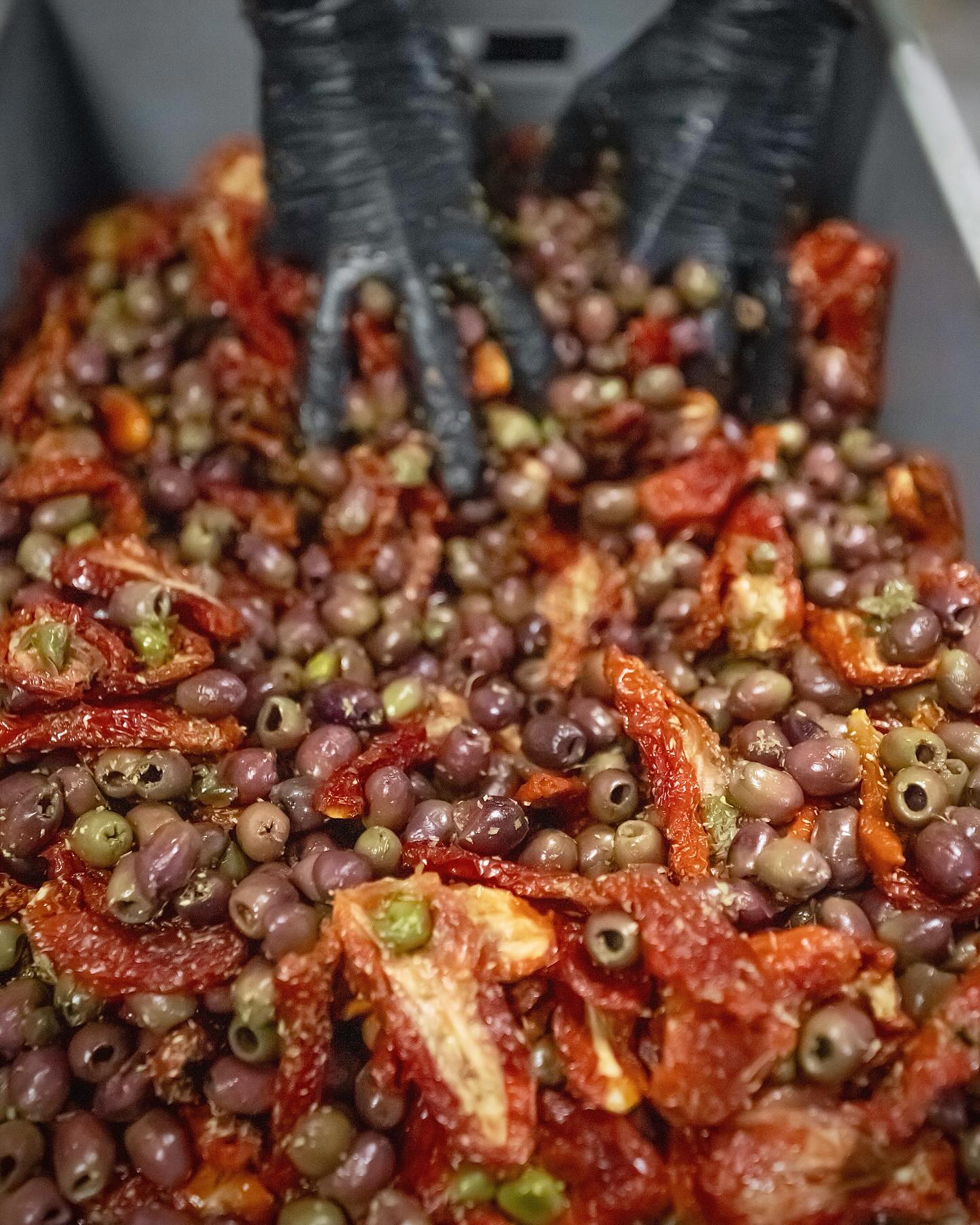 ANTIPASTO MEDITERRANEO IN EXTRAVERGINE