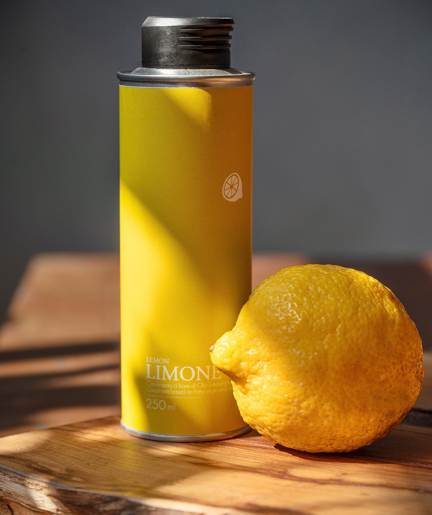 OLIO EXTRAVERGINE AL LIMONE