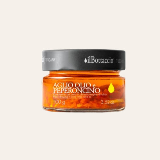 Knoblauch, Öl und Chilipfeffer